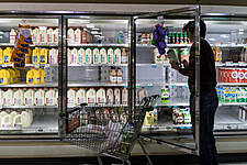 Grocery Retail Showing Signs Of Stability, IRI COVID-19 Tracker Finds