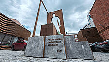 Russia Honours Courier Workers With A Monument