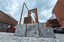 Russia Honours Courier Workers With A Monument