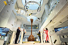 Roger Federer Unveils Huge Chocolate Fountain In New Lindt Chocolate Museum