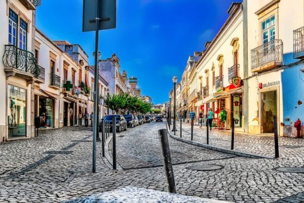 New Study Reveals Extent Of Reduced Tourism Season On Portuguese Economy