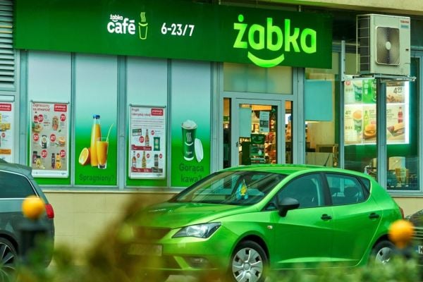 Żabka Adds Zero-Emission Electric Truck To Fleet