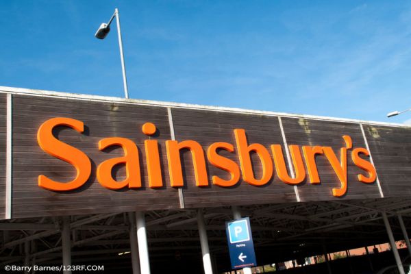 Britain's Sainsbury's To Recruit 22,000 Workers For Christmas Season