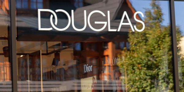 Retailer Douglas Plans Q1 Listing In New Test For European IPOs, Sources Say