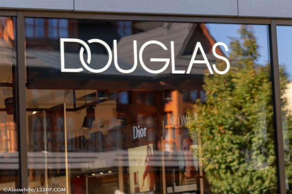 Germany's Douglas Plans &euro;1.1bn IPO By End Of March