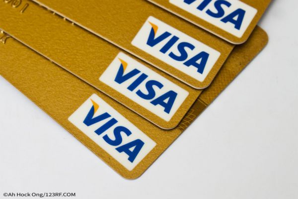 Amazon Accepts Visa Credit Cards In Global Truce Over Fees