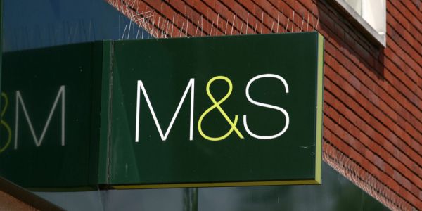 M&S Names Former Rentokil Executive As Interim Finance Chief