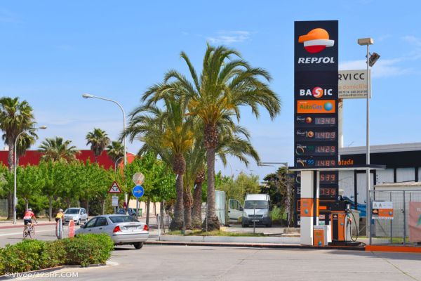 Repsol To Return Up To &euro;10 billion To Shareholders By 2027
