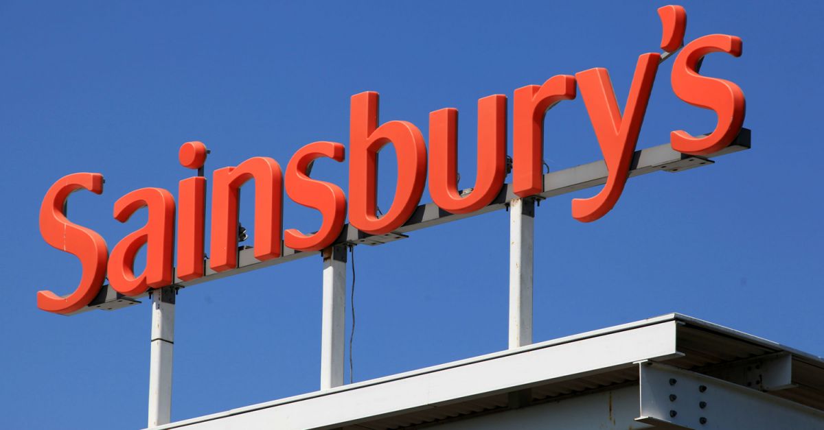 UK's Sainsbury's agrees 500 mln stg sale of stores to LXi REIT