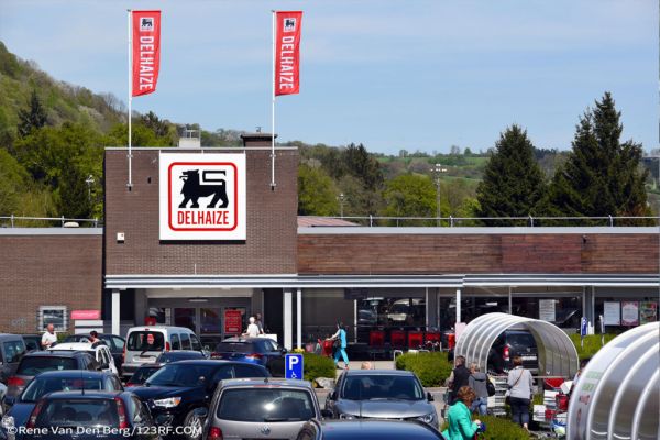 Delhaize Belgium Cuts Prices On Private-Label Selection