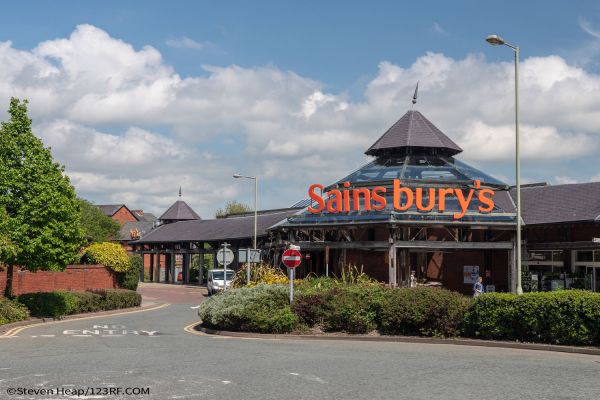 Sainsbury's Agrees £500 Million Sale Of Stores To LXi REIT