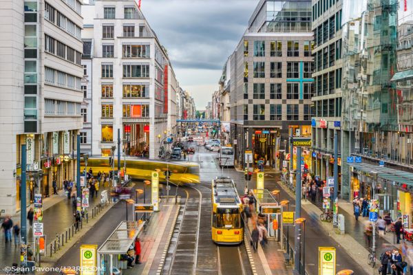 German Consumer Sentiment Unlikely To Recover This Year: GfK
