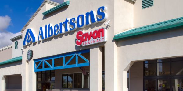 Retailer Albertsons Posts Third-Quarter Sales Increase