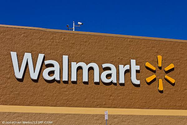 Walmart To Offer Independent Drivers New Holiday Bonuses