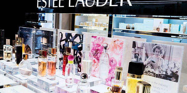 Estée Lauder Sees Bleak 2025 Results; CEO Fabrizio Freda To Retire