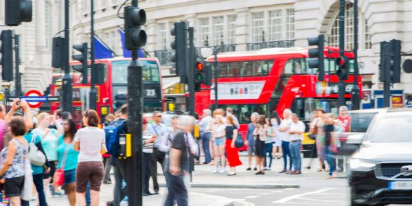 UK Retail Sales Plunge, Underlining Risk Of Recession