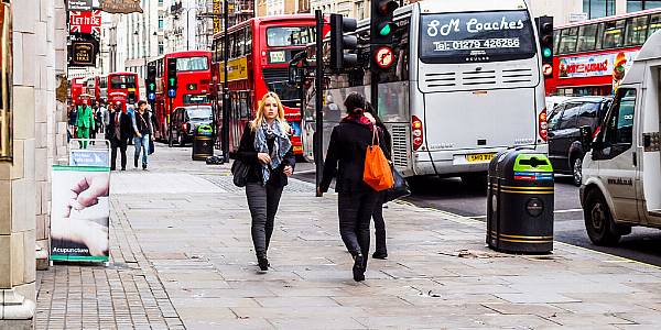 UK Consumer Confidence Tumbles In October As Inflation Still Weighs: GfK