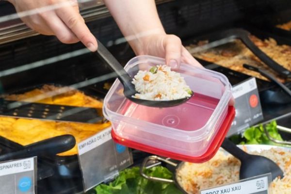 Continente Encourages Shoppers To 'Bring Their Own Containers'