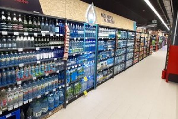 Carrefour Polska Launches Returnable Water Bottles