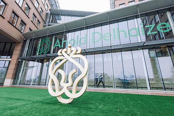 Ahold Delhaize Beats Revenue Forecasts, Announces €1bn Share Buyback