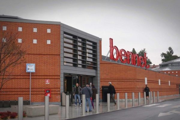 Bennet Acquires Carrefour Hypermarket In Lombardy