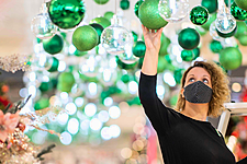 John Lewis To Hire 7,000 Temporary Workers For Festive Season