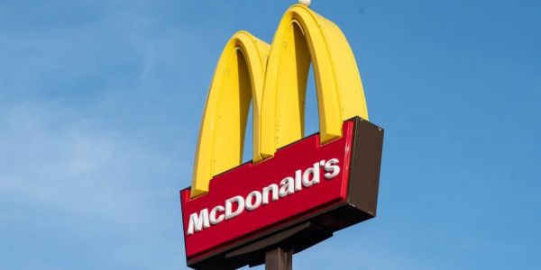 Pyaterochka, McDonald’s Set Up In-Store Fast Food Restaurant