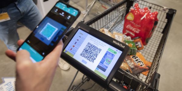 Dutch Retailer Jumbo Trials Smart Shopping Cart