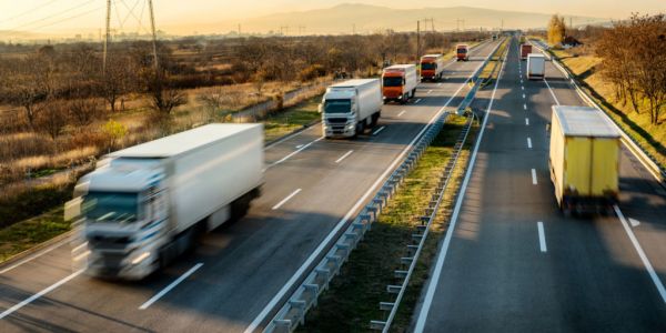 Spain's Truckers Strike Expands, Prompting Food Shortages