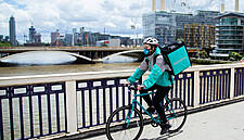 Deliveroo Ticks Up As Retail Investors Join Trading