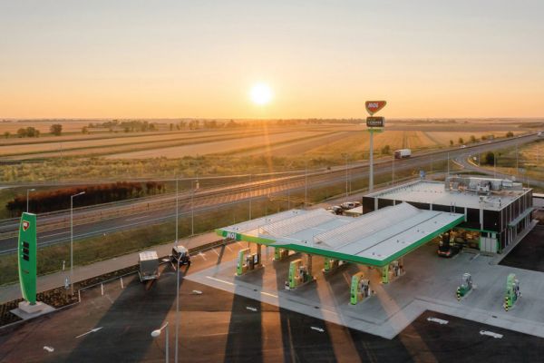 MOL Group Acquires More Than 400 Polish Service Stations