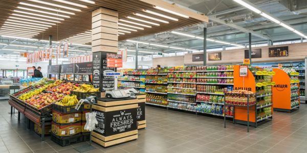 Ukraine's Varus 'Sufficiently Stocked', Almost All Stores Open