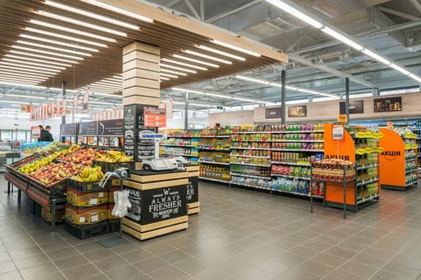 Ukraine's Varus 'Sufficiently Stocked', Almost All Stores Open