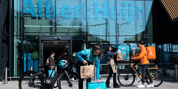 Albert Heijn Expands Collaboration With Delivery Firms Thuisbezorgd.nl, Deliveroo