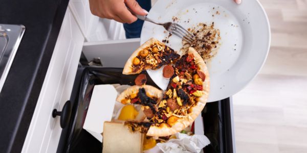 Cooking From Meal Boxes Can Cut Household Food Waste By 38%