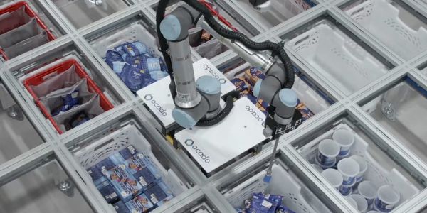 Retailers Turn To Robots In Cost Inflation Fight