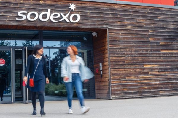 Caterer&nbsp;Sodexo&nbsp;Weighs Acquisition Of US Rival Aramark