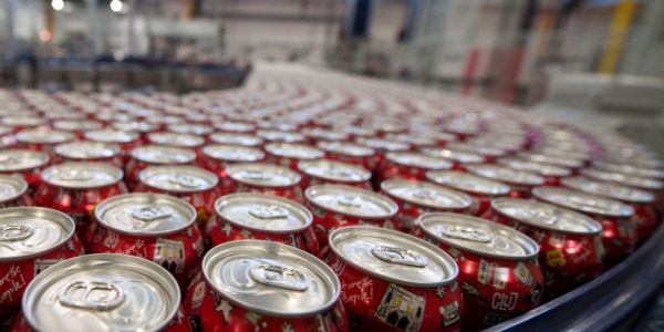 Coca Cola HBC Scraps Annual Forecast, Halts Kyiv Production