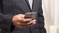 Aldi Expands Online Mobile Phone Store