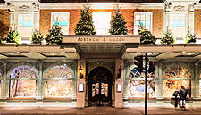 London's Fortnum & Mason Enjoys Christmas Sales Boost
