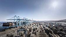 Maersk 'Supertanker' Takes Time To Turn Around, Main Shareholder Says
