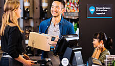 Amazon Expands Pickup Network In US