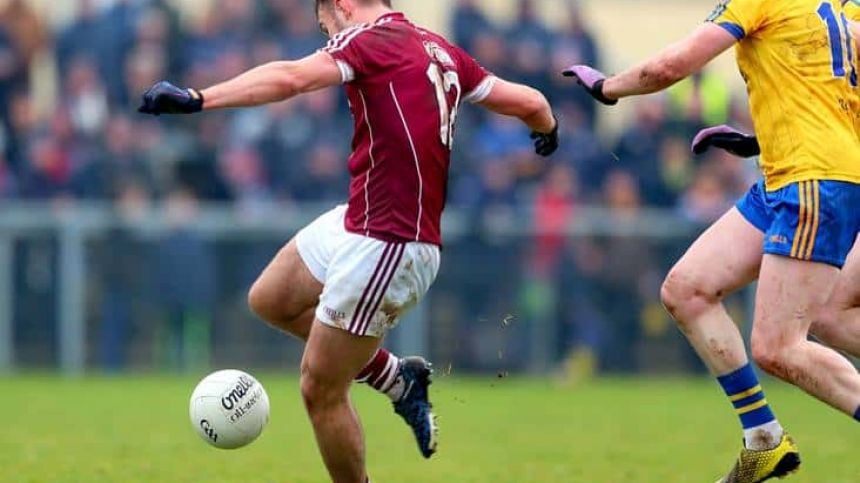 Galway footballers retain FBD League title