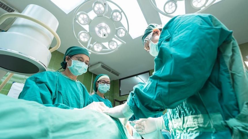 7,000 surgeries in Galway public hospitals cancelled last year