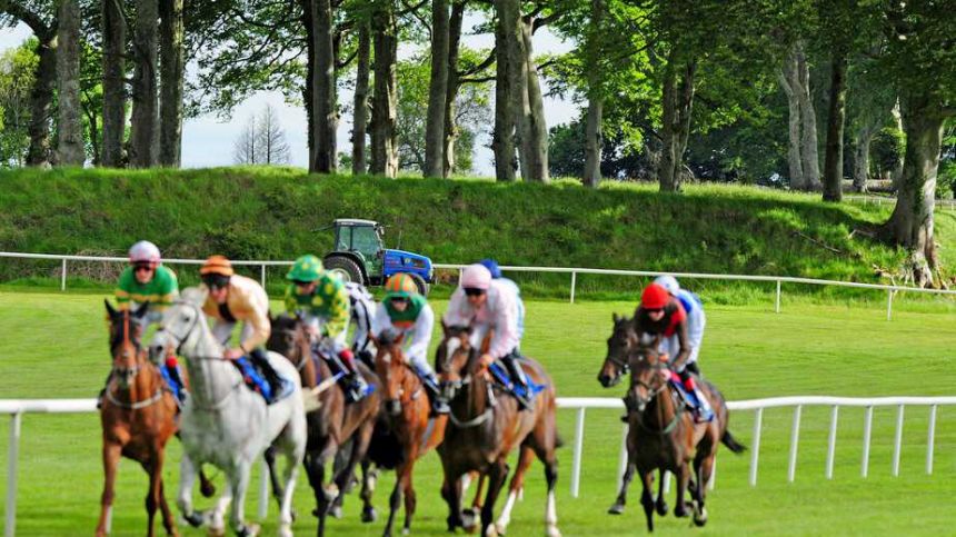 May Racing Festival at Ballinrobe