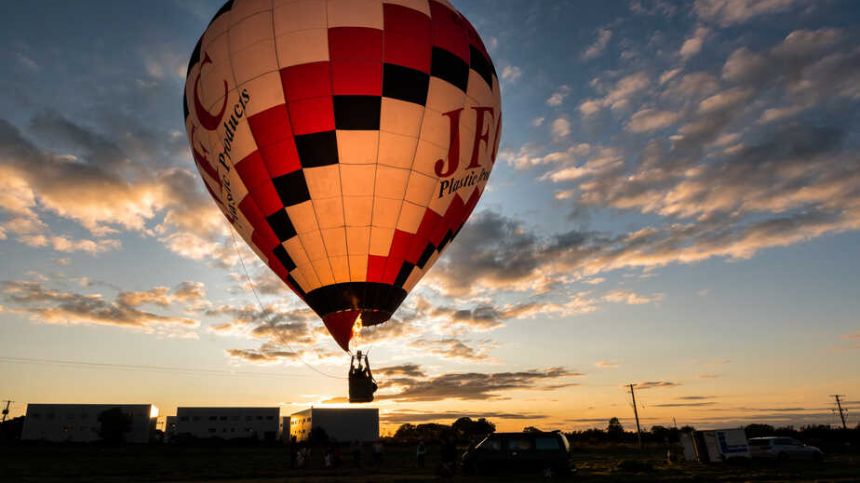 100 thousand euro boost for Loughrea as National Hot Air Balloon Championships to get underway