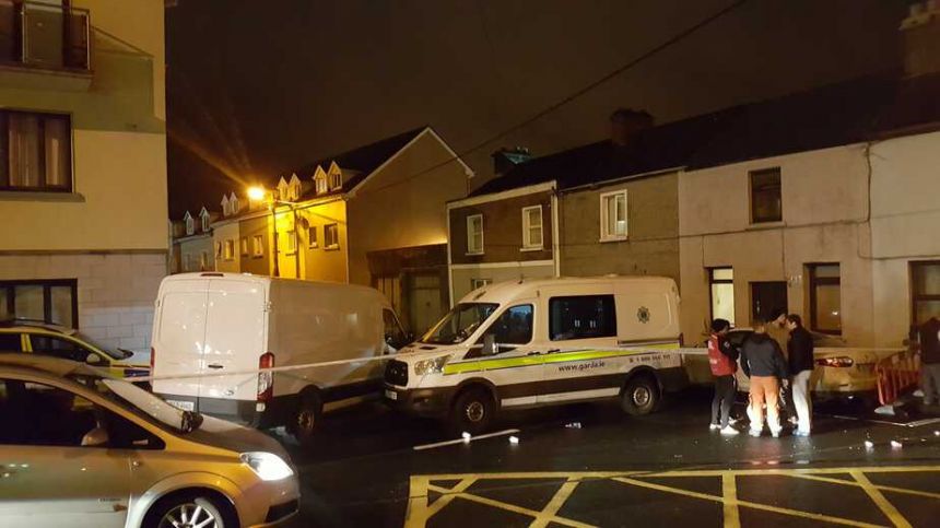 BREAKING: Gardai enter house in Woodquay