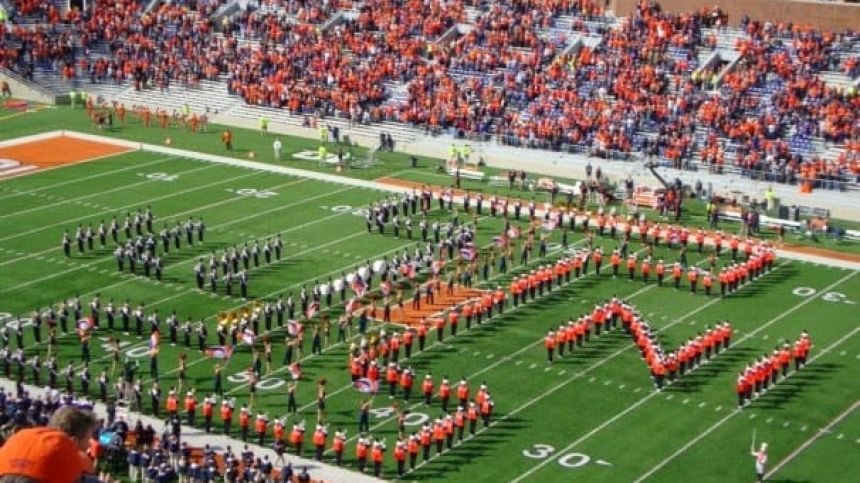 University of Illinois Marching Band to perform in Pearse Stadium on Sunday