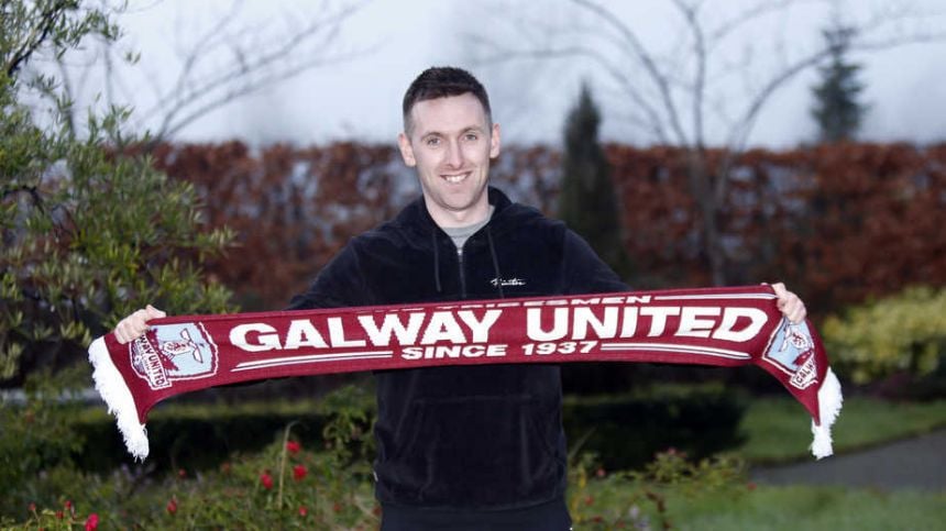 STEPHEN KENNY SIGNS FOR GALWAY UNITED