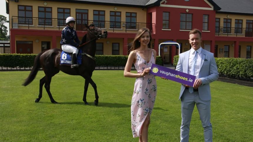 €1,500 cash prize for Vaughanshoes.ie Best Dressed Lady at Ballinrobe